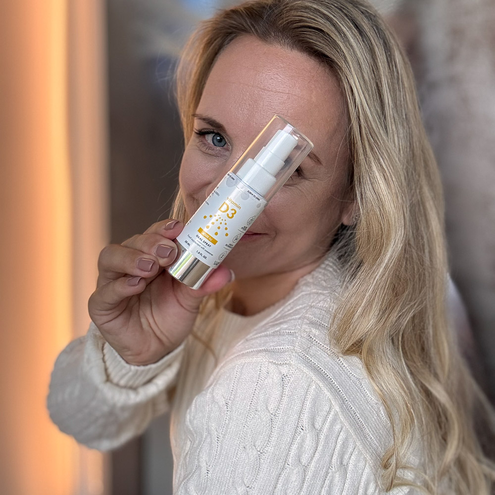 NorVita D3 vitamiin naise käes