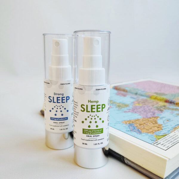 NorVita Sleep Hemp ja Sleep Strong unevitamiin pudelid koso maailmakaardiga