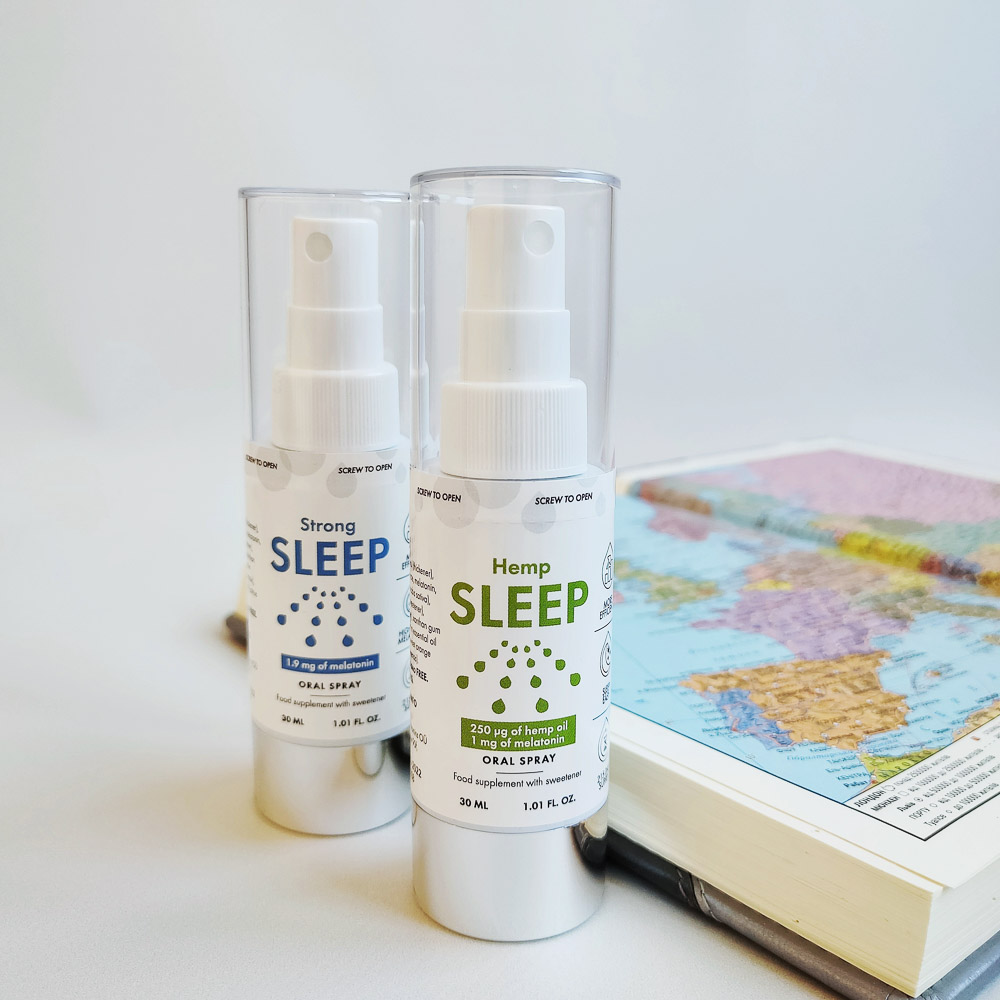 NorVita Sleep Hemp ja Sleep Strong unevitamiin pudelid koso maailmakaardiga