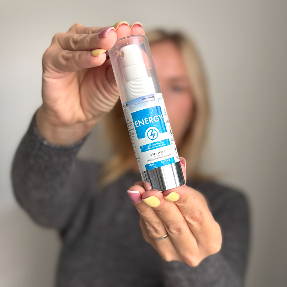 NorVita Energy spreivitamiin naise käes